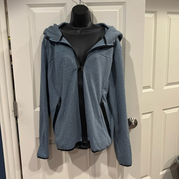 XL M. Society blue light hoodie jacket with pockets - NWT - Picture 1 of 3